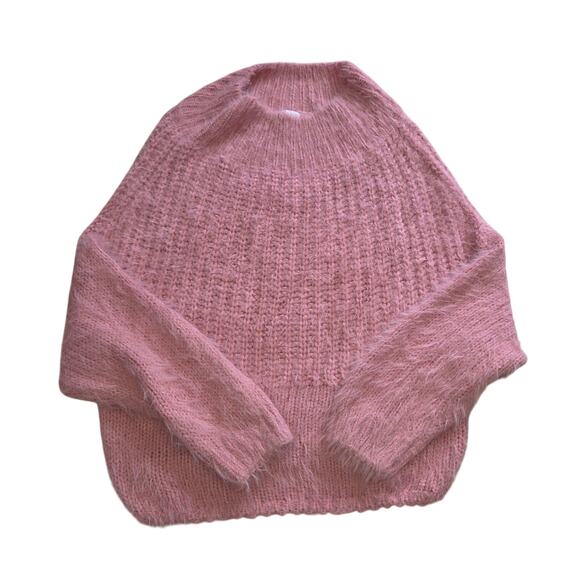 BluIvy Young Contemporary pink soft furry sweater with 3/4 sleeves Woman's sz. M - Picture 1 of 7